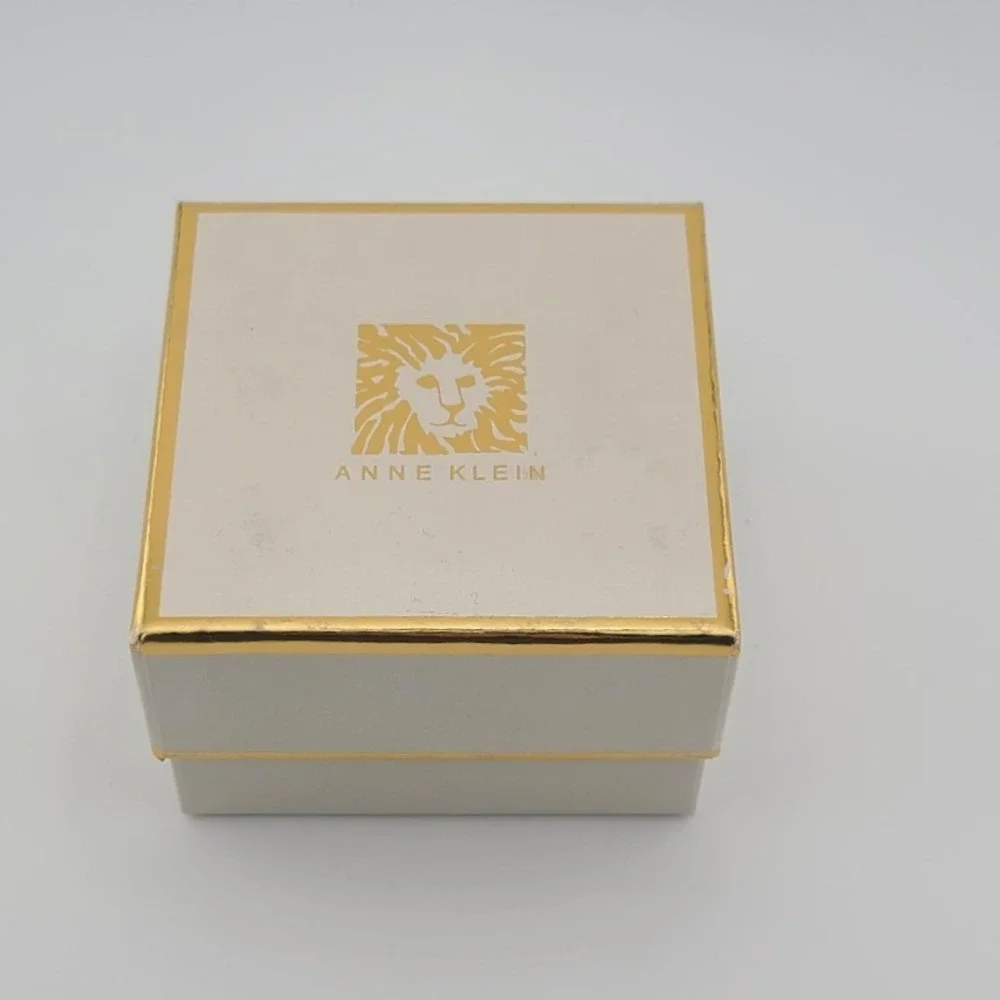 Anne Klein anne klein